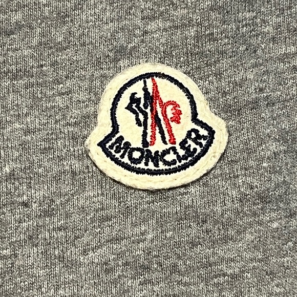 **NWOT** Moncler Colorado T-Shirt - Picture 3 of 7